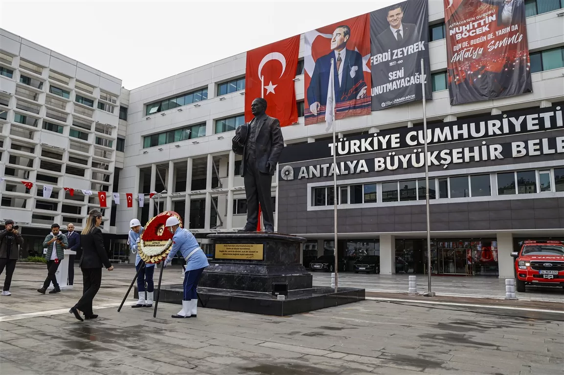 antalya 10 kasım anması