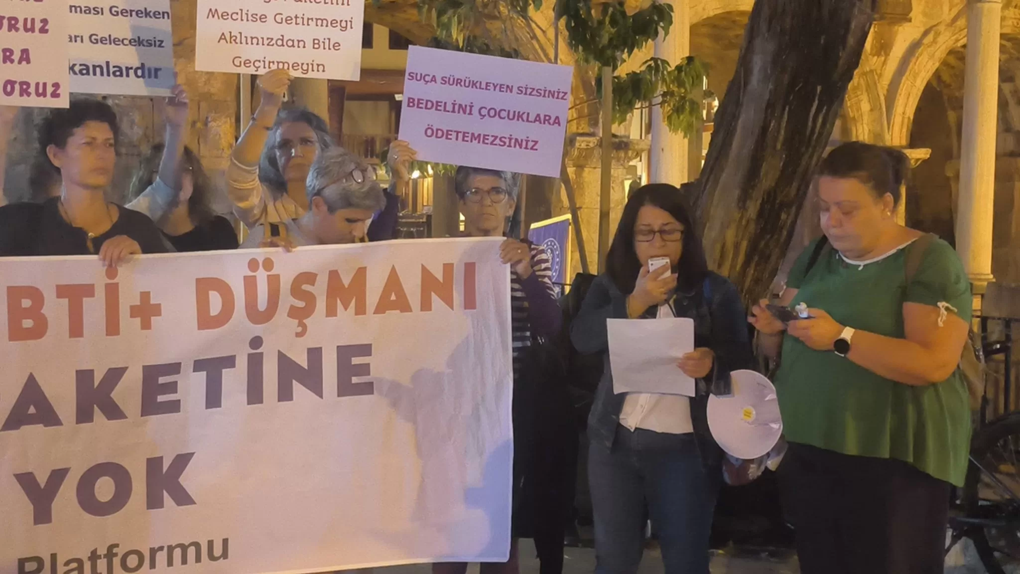 antalya 11. yargı paketi protestosu