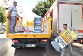 Kepez Belediyesi kaldırım işgali