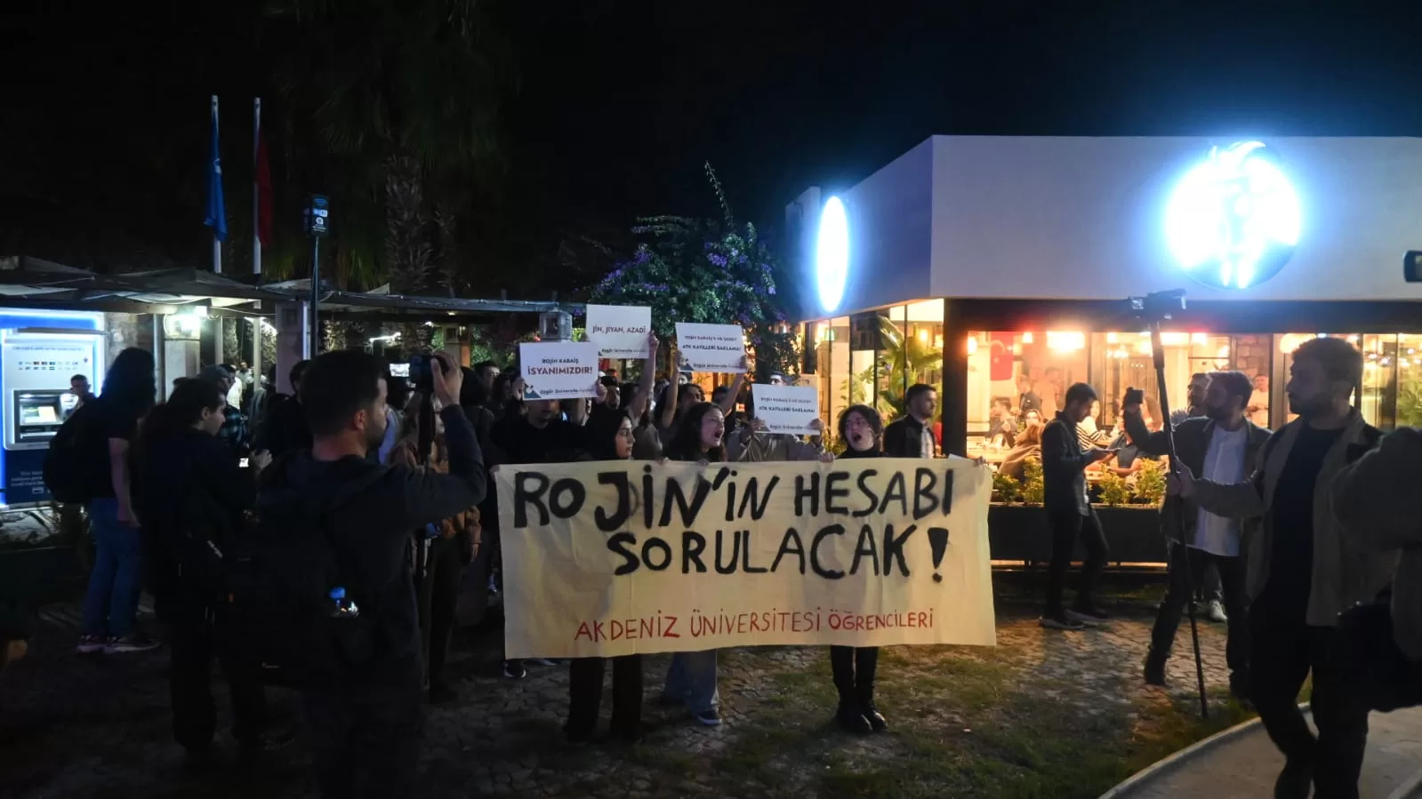 akdeniz üniversitesi rojin kabaiş