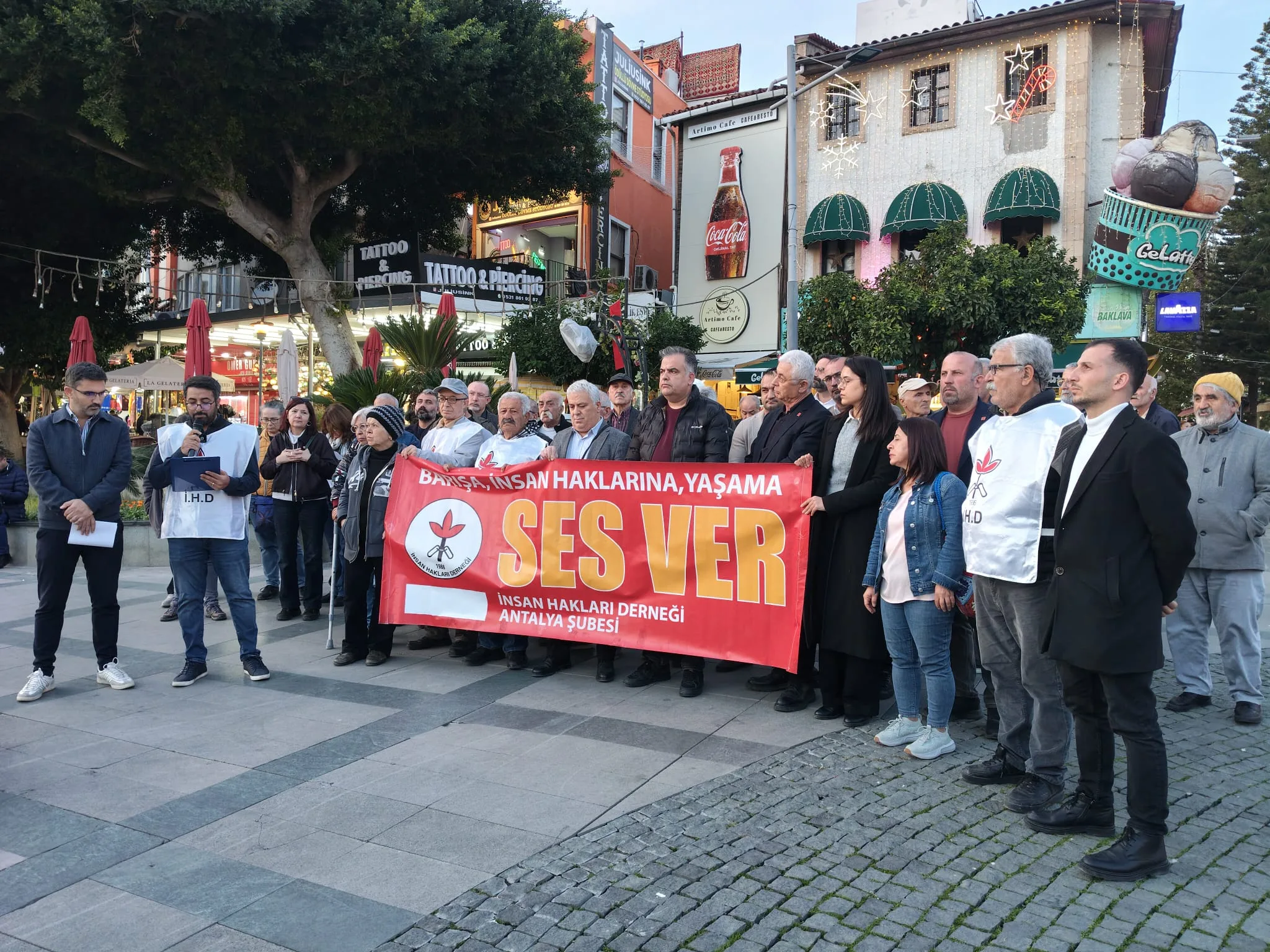 ihd antalya İnsan Hakları Günü açıklaması