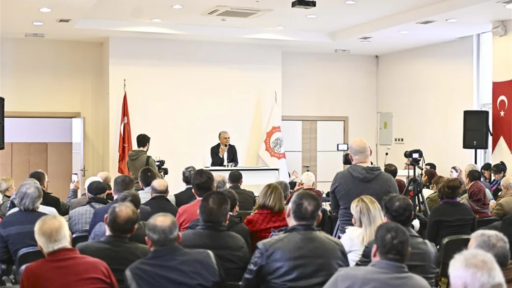 muratpaşa uğur mumcu anması