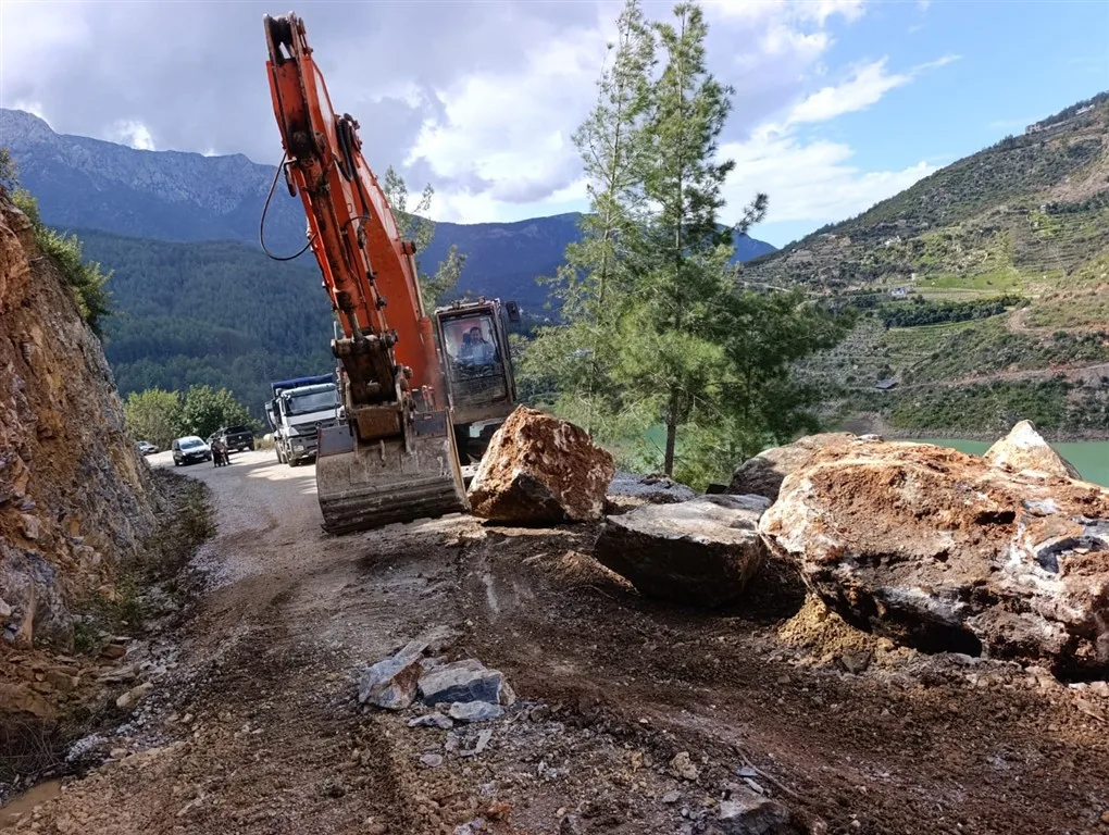alanya yol çalışması