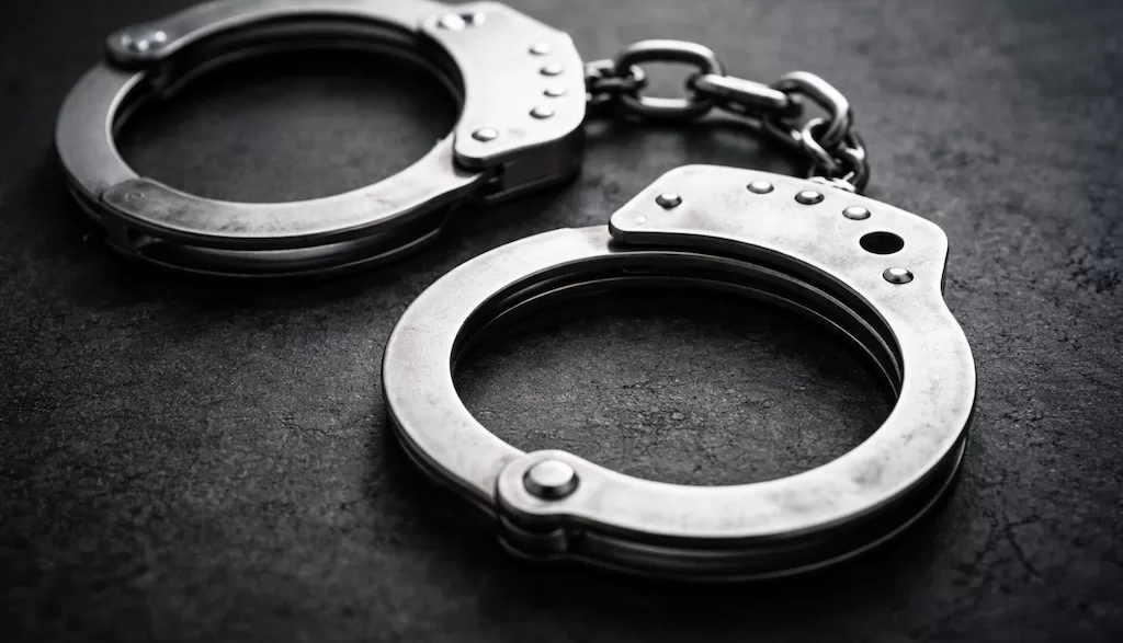 Kepez Operasyon kelepçe