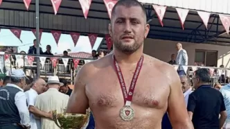 Hamza Özkaradeniz kimdir