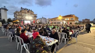 Kepez'de iftar