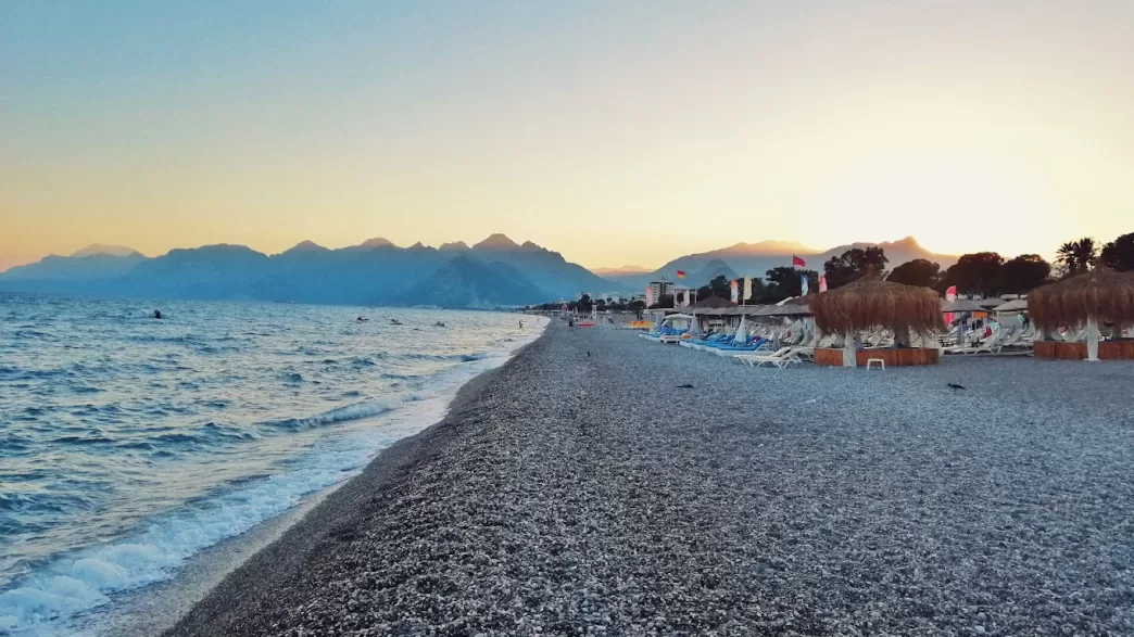 Antalya denize girilecek yerler