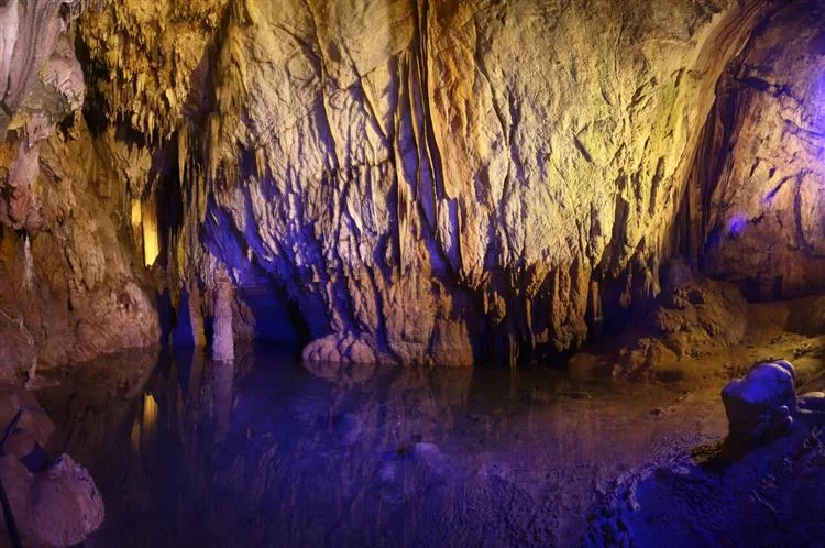 Dim mağarası nerede