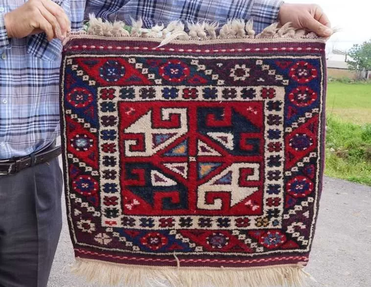 Döşemealtı halısı nedir