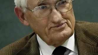 Jürgen Habermas kimdir
