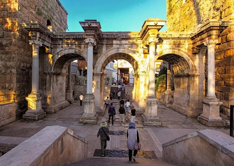 Antalya kaleiçi'nin tarihi