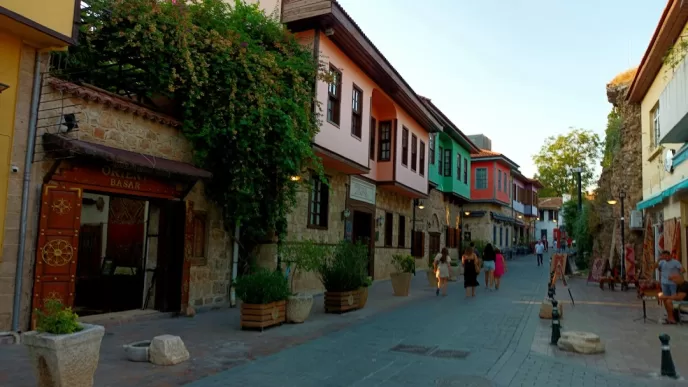 Muratpaşa gezilecek yerler