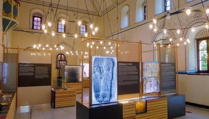 Suna ve İnan Kıraç kaleiçi müzesi nerede