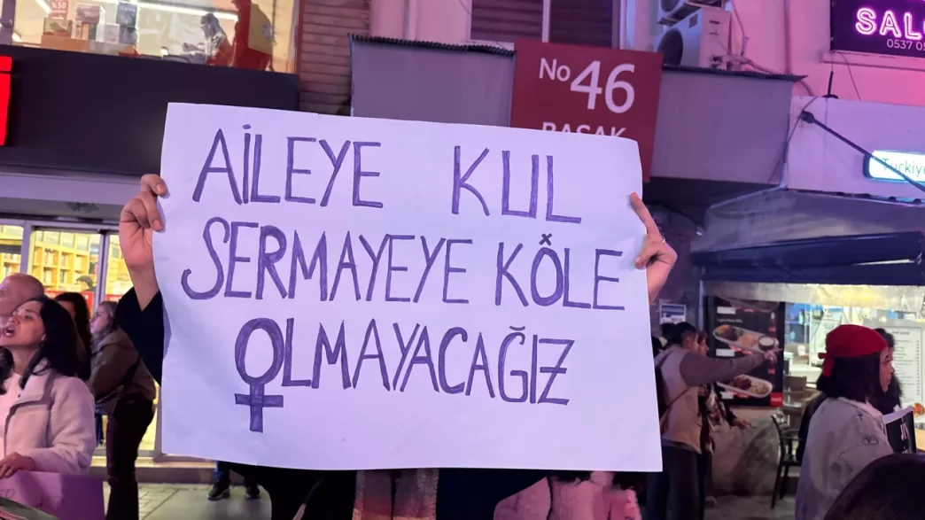 antalya’da çalışan kadın olmak, kadın emeği antalya, antalya kadın işçiler, görünmeyen emek, çalışan kadın röportajı