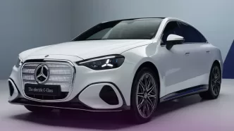 elektrikli Mercedes-Benz C-Class