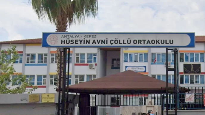 hüseyin avni çöllü ortaokulu