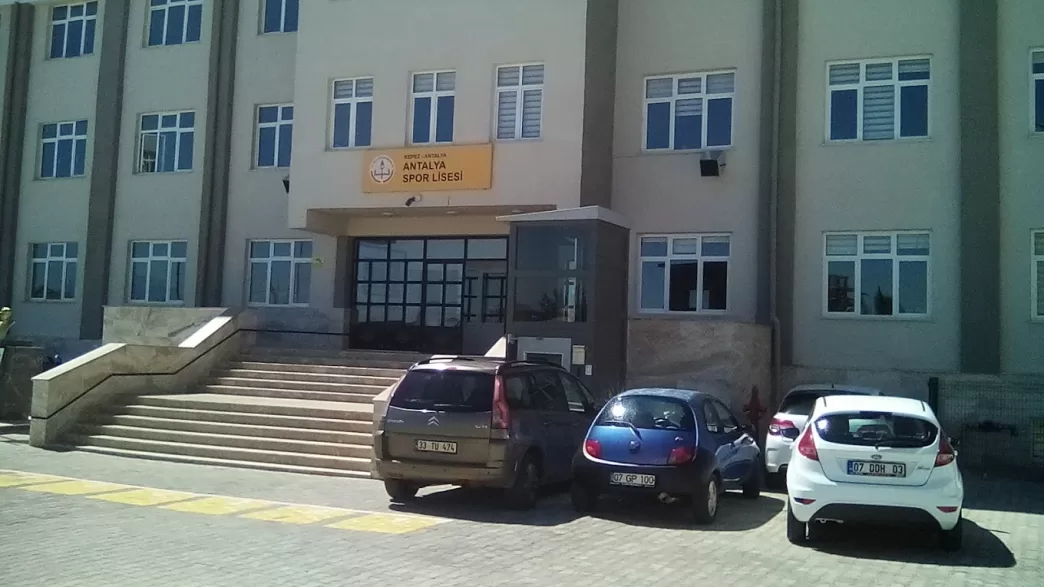 antalya spor lisesi