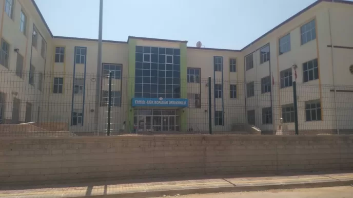 ernur faik koparan ortaokulu
