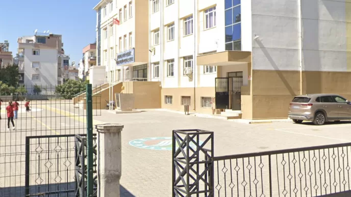 fatma nur çelik imam hatip ortaokulu