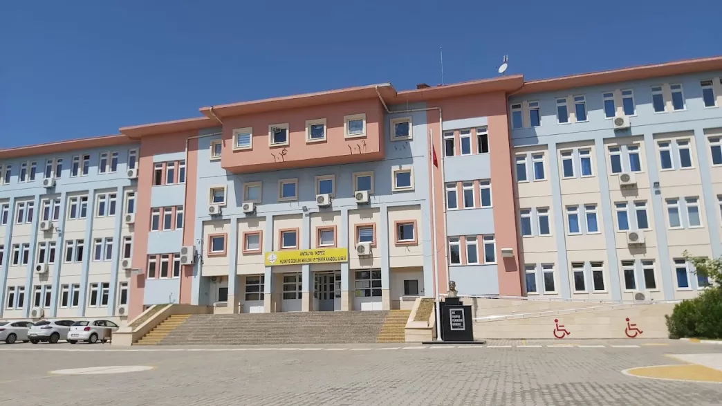 hüsniye özdilek mesleki ve teknik anadolu lisesi