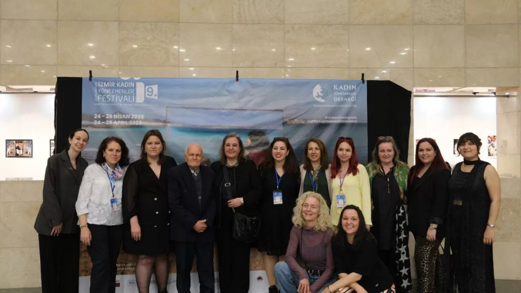 izmir 9. uluslararası kadın yönetmenler film festivali