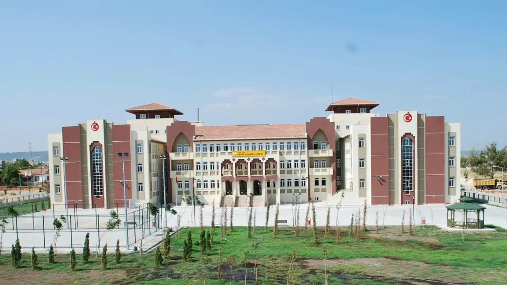 kepez şehit celal özcan anadolu lisesi