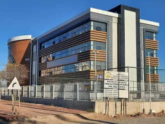 kepez ramazan ali uyaroğlu ilkokulu