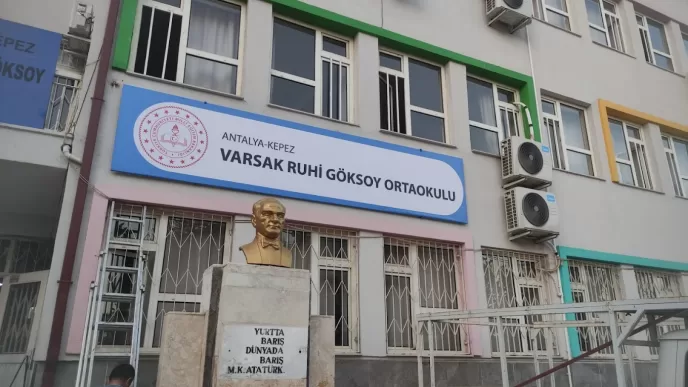 kepez varsak ruhi göksoy ortaokulu