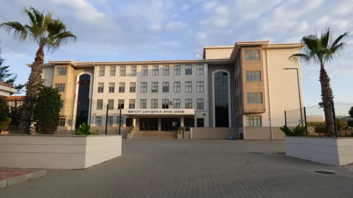 Alanya Mevlüt Çavuşoğlu Spor Lisesi