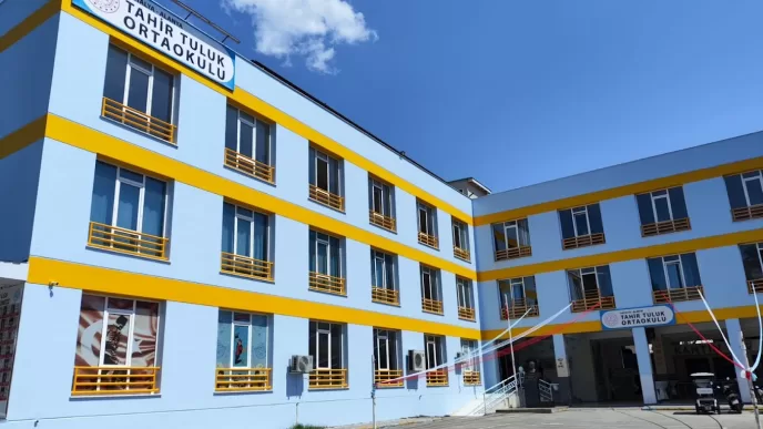 Alanya Tahir Tuluk Ortaokulu adres