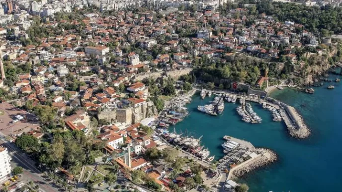 Antalya Muratpaşa nerede