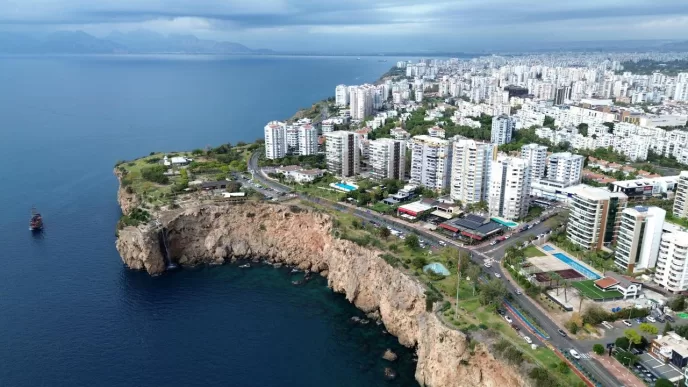 antalya lara nerede
