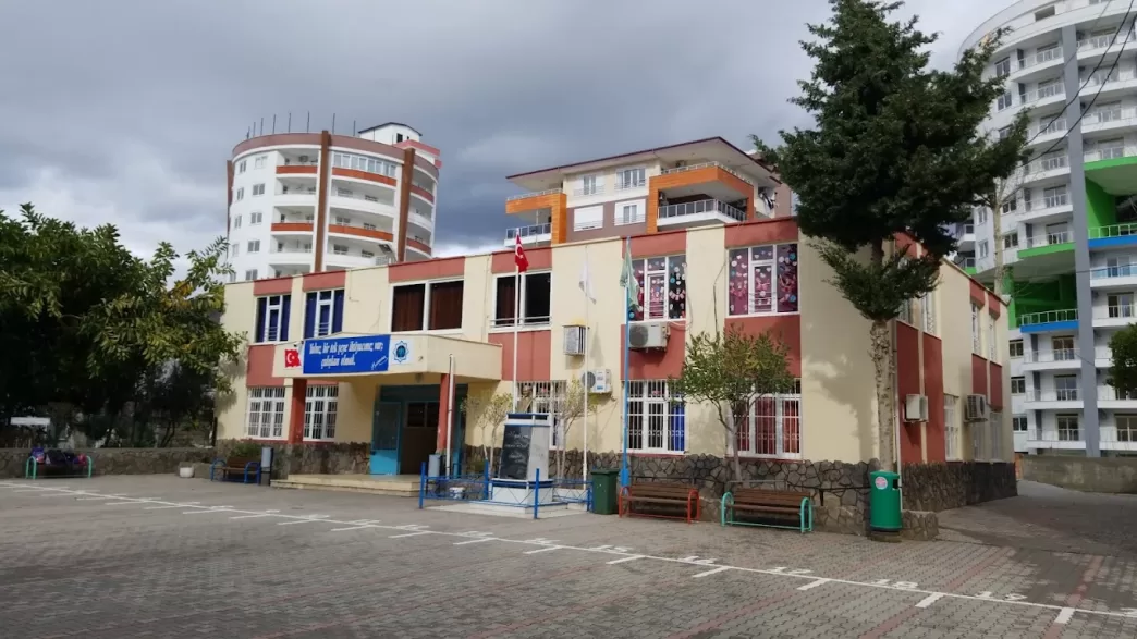 alanya mahmutlar 50. yıl ahmet keşoğlu ilkokulu
