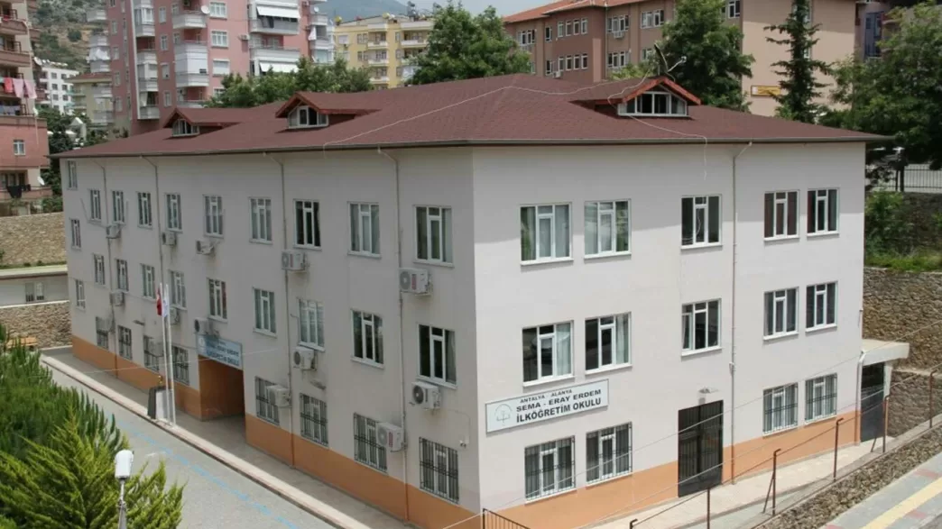 Alanya Sema Eray Erdem Ortaokulu adres