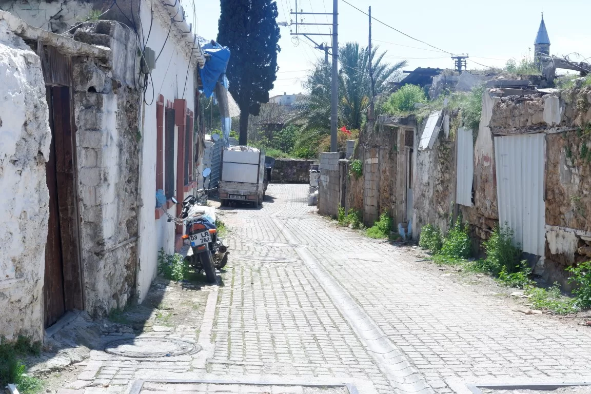 balbey mahallesi,muratpala balbey mahallesi, kent yoksulluğu, muratpaşa balbey kentsel dönüşüm