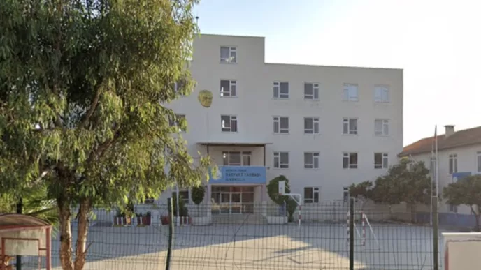 Finike Hasyurt Yarbaşı İlkokulu adres