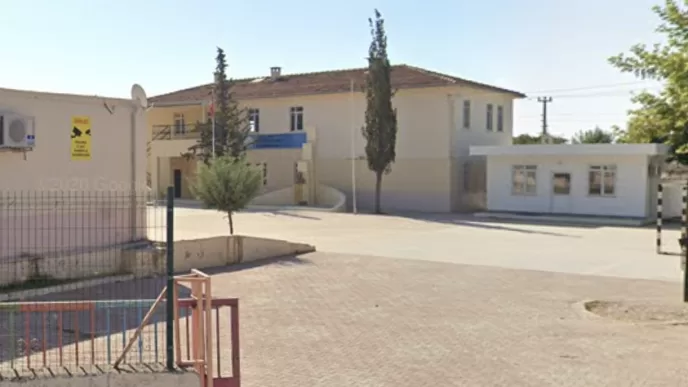 Finike İncirağacı İmam Hatip Ortaokulu adres