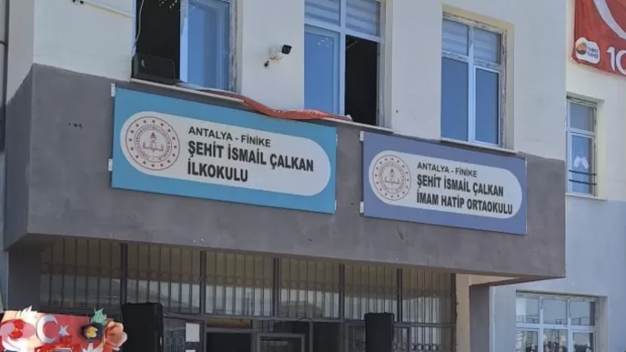 Finike Şehit İsmail Çalkan İlkokulu adres