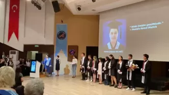 akdeniz üniversitesi protesto toplu mezuniyet protestosu akdeniz üniversitesi mezuniyet