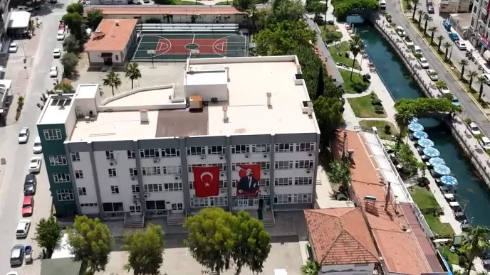Finike Canan Yavuz Gürkan Mesleki ve Teknik Anadolu Lisesi