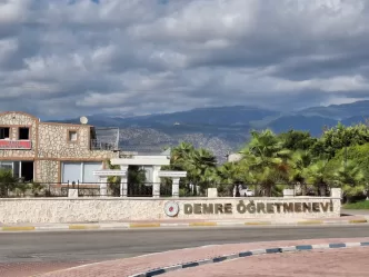 demre öğretmenevi ve akşam sanat okul adres