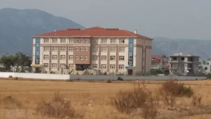 döşemealtı anadolu imam hatip lisesi adres