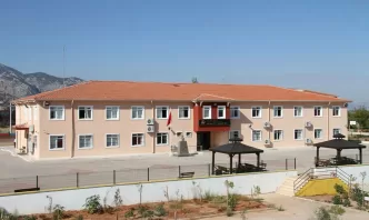 döşemealtı emine ilhan kadam kız mesleki ve teknik anadolu lisesi adres