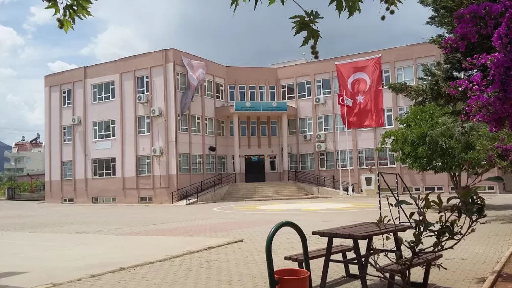 öşemealtı güngör gencer ilkokulu adres