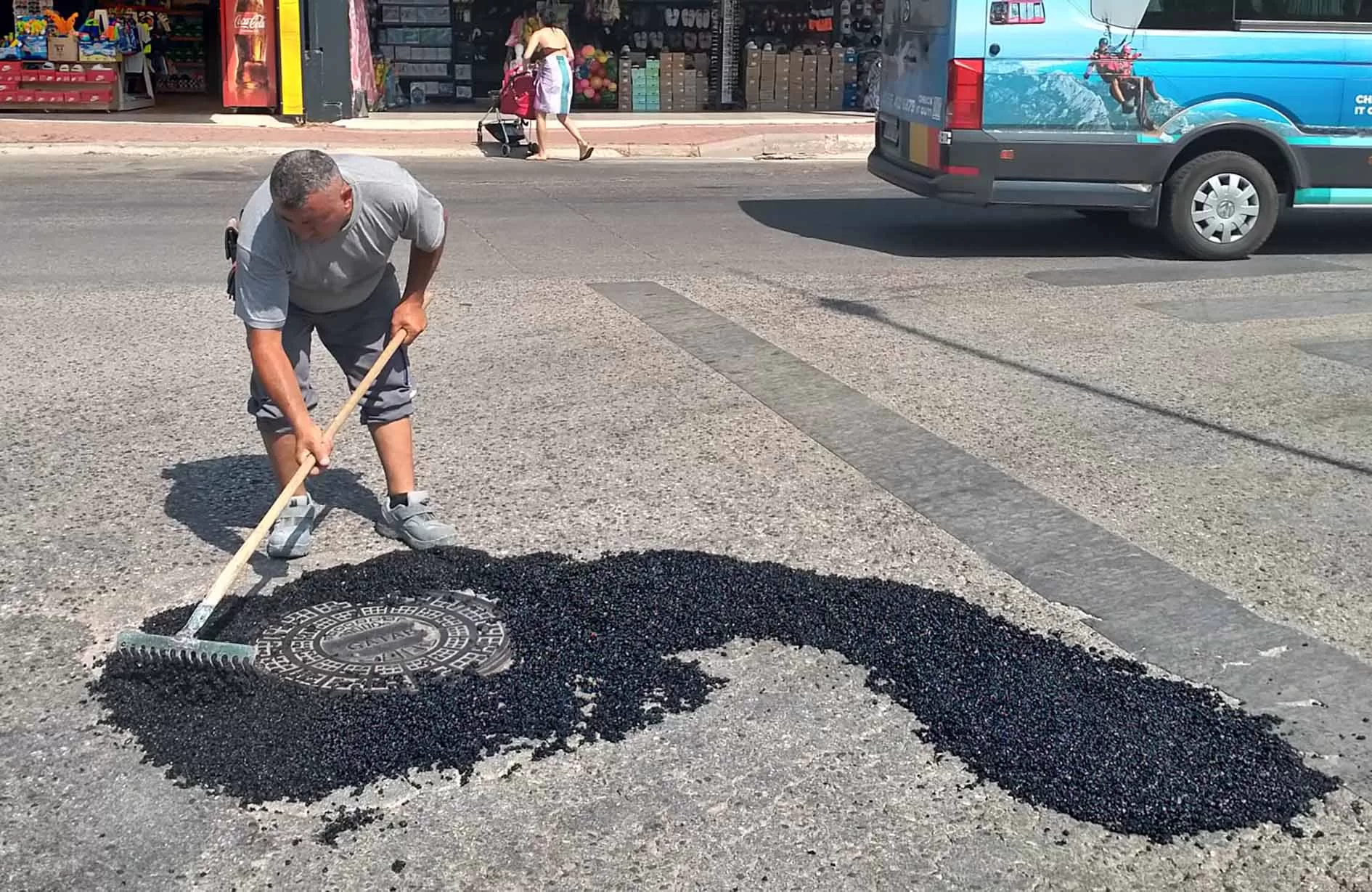 kemer belediyesi, kemer yol çalışmaları, yağmur suyu drenajı, kaldırım çalışması, fen işleri