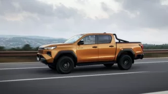 yeni toyota hilux